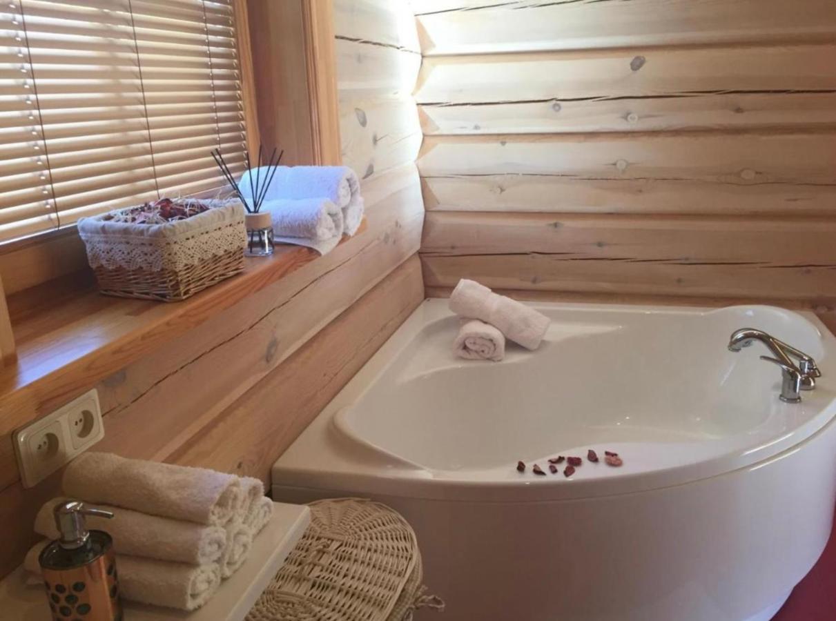 Eco-House Ainazi Villa ภายนอก รูปภาพ